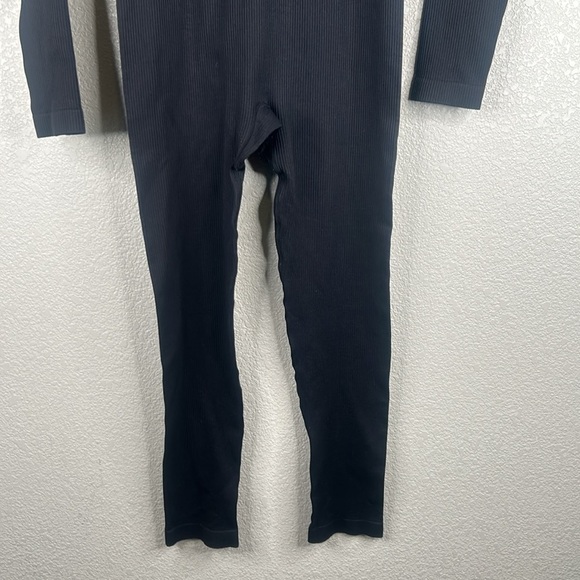 OQQ Black Ribbed Nylon Spandex Blend One Piece Square Neck Bodysuit Size Large - Picture 3 of 7